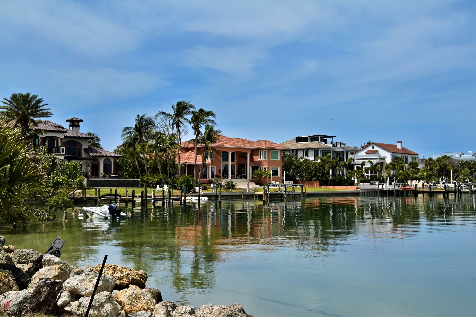 Florida home exterior and driveway